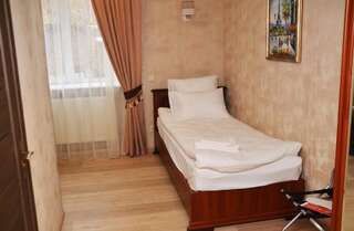 Отель Centralnyi hotel Полтава Одноместный номер с ванной комнатой-5