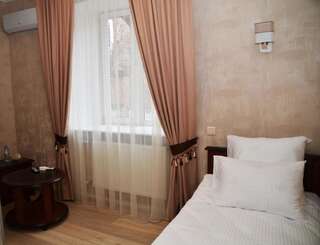 Отель Centralnyi hotel Полтава Одноместный номер с ванной комнатой-6