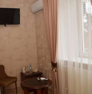 Отель Centralnyi hotel Полтава Одноместный номер с ванной комнатой-9